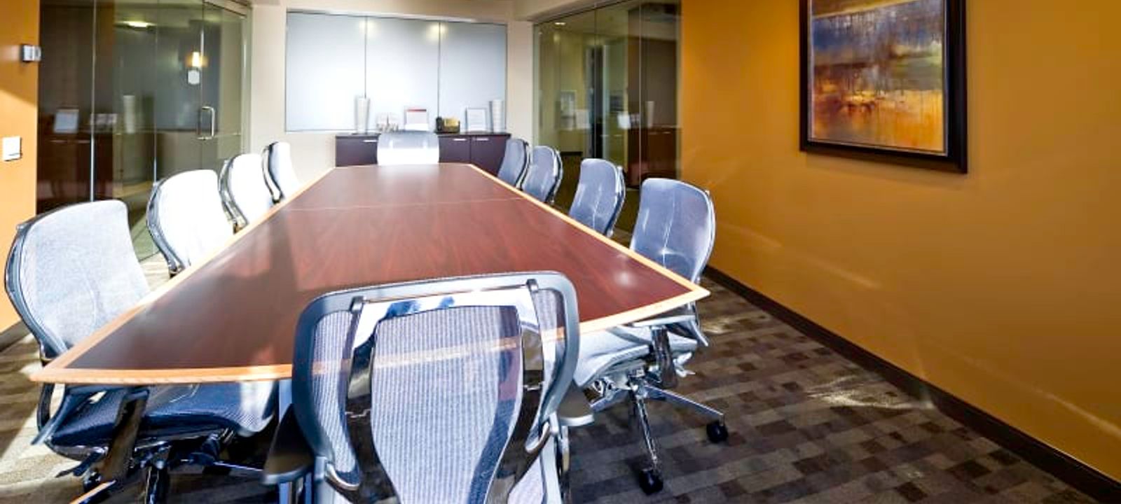 380 Wellington St, London - Image 1