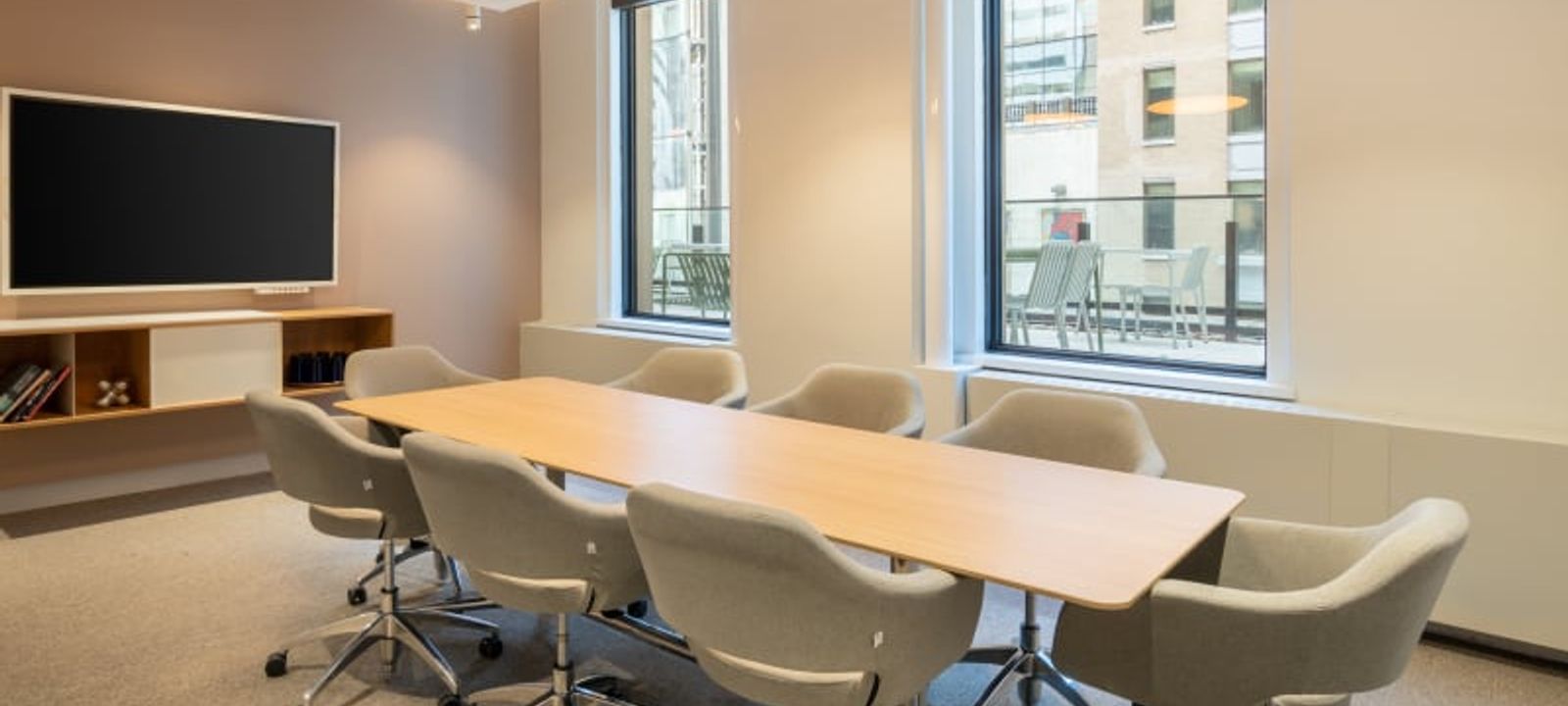 101-320 Bay Street, Toronto - Image 1