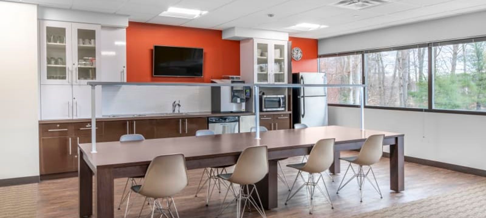 360 Bloomfield Avenue, Windsor - Image 1