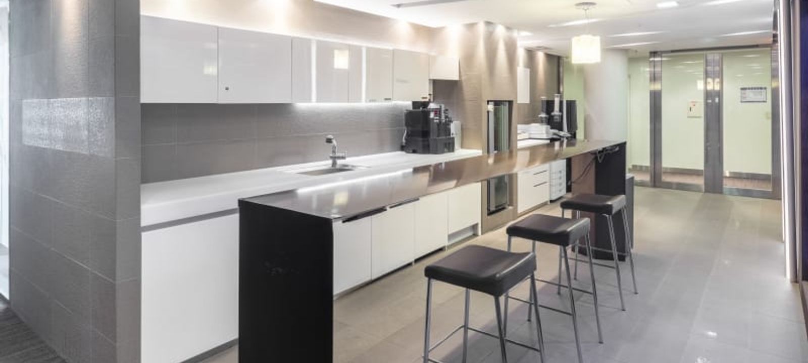 396 Seocho-daero Gangnam-gu, Seoul - Image 1