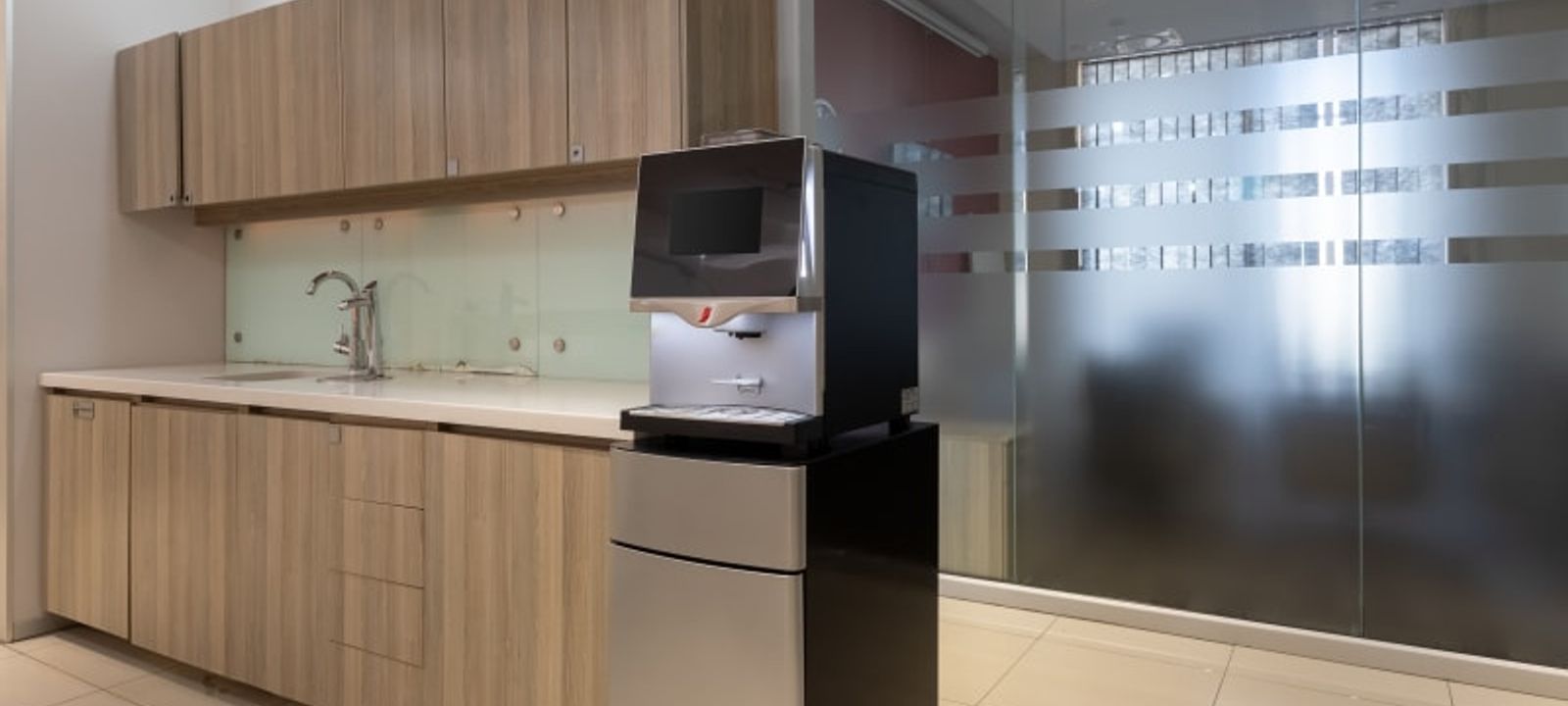 The Hub  Itowers, Gaborone - Image 1