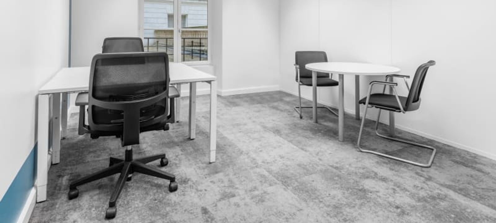 7 Rue De La Paix, Paris - Image 1