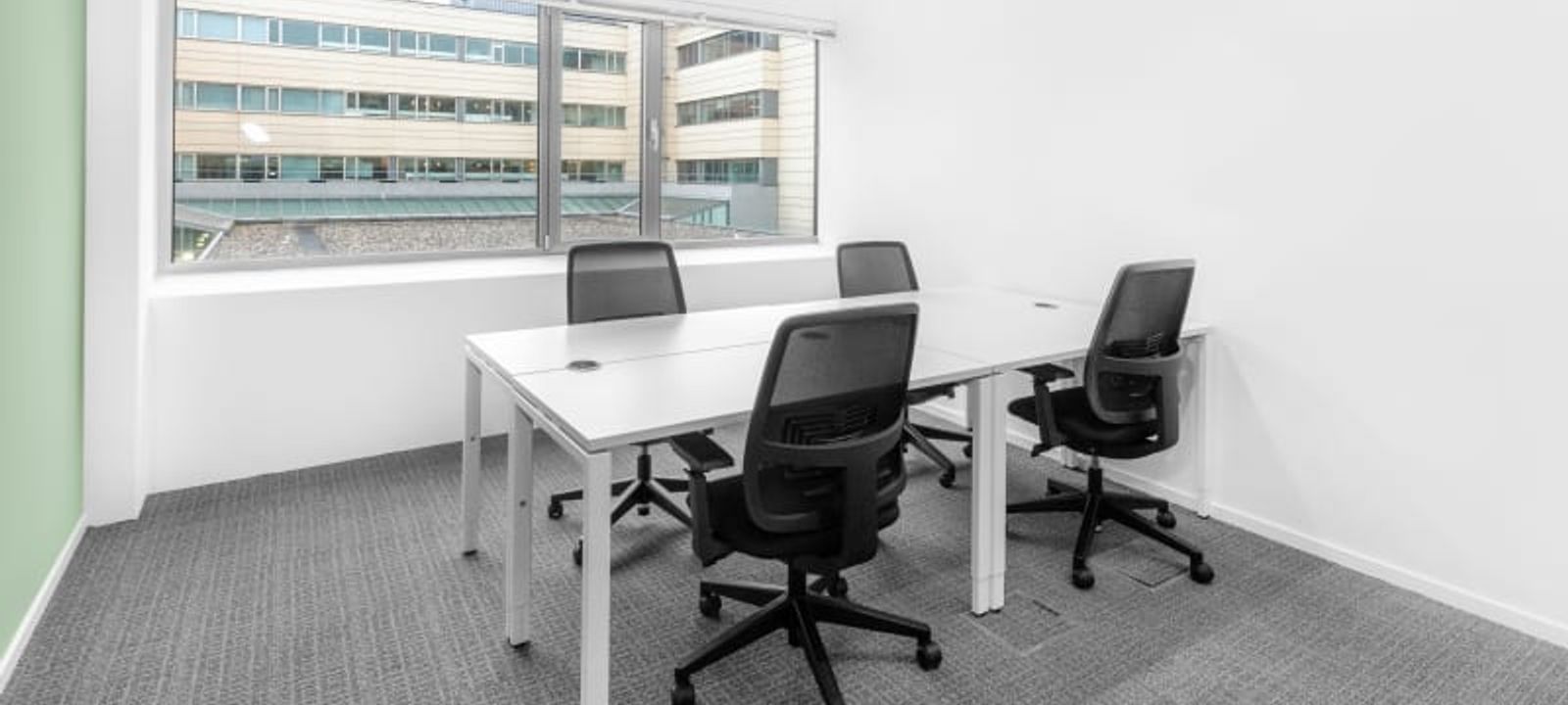 Secoya Papendorp - Image 1