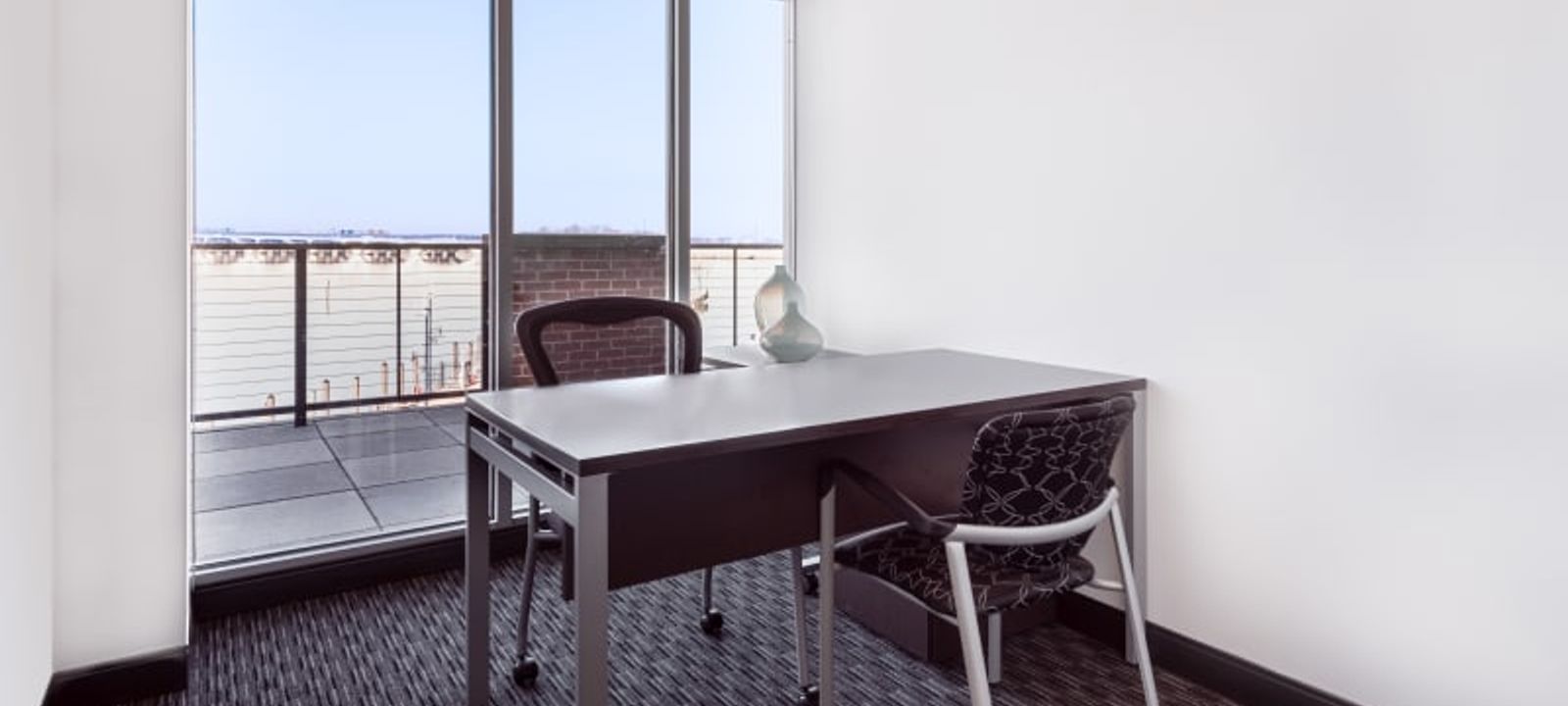 137 National Plaza, National Harbor - Image 1