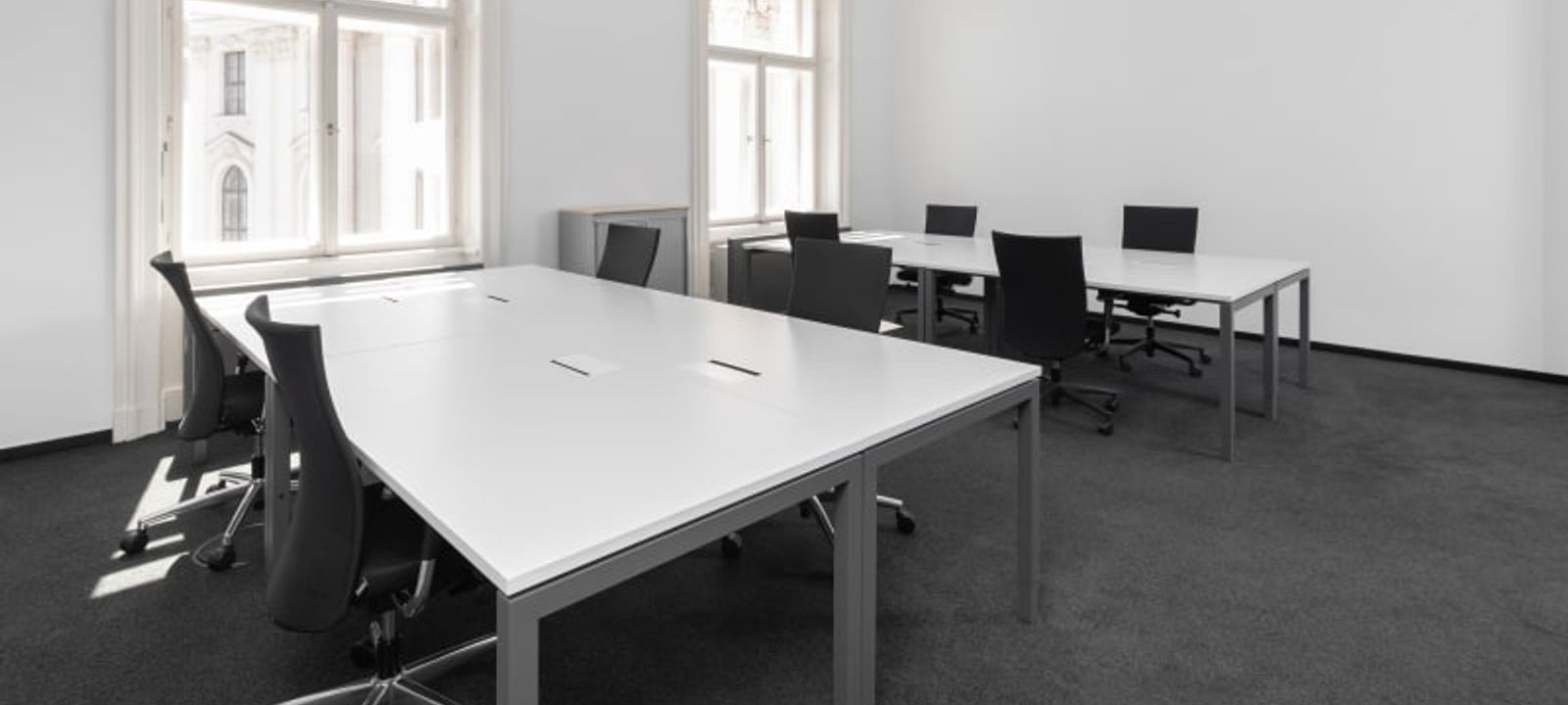 Vienna Le Palais business centre - Image 1