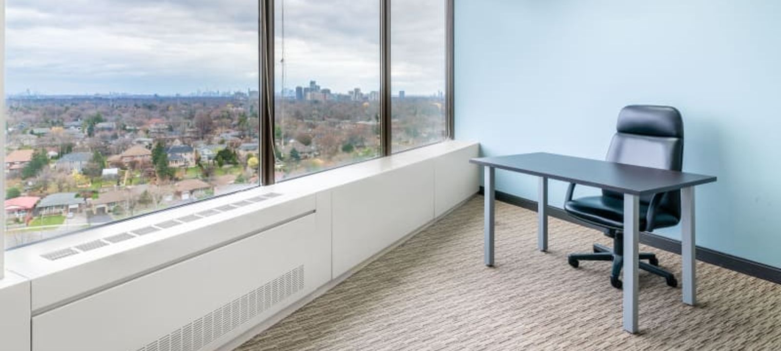 10 Four Seasons Place, Toronto - Image 1