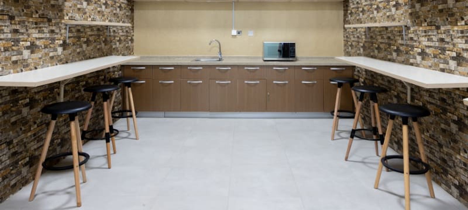 5 Admiralty Road Lekki Phase 1, Lagos - Image 1