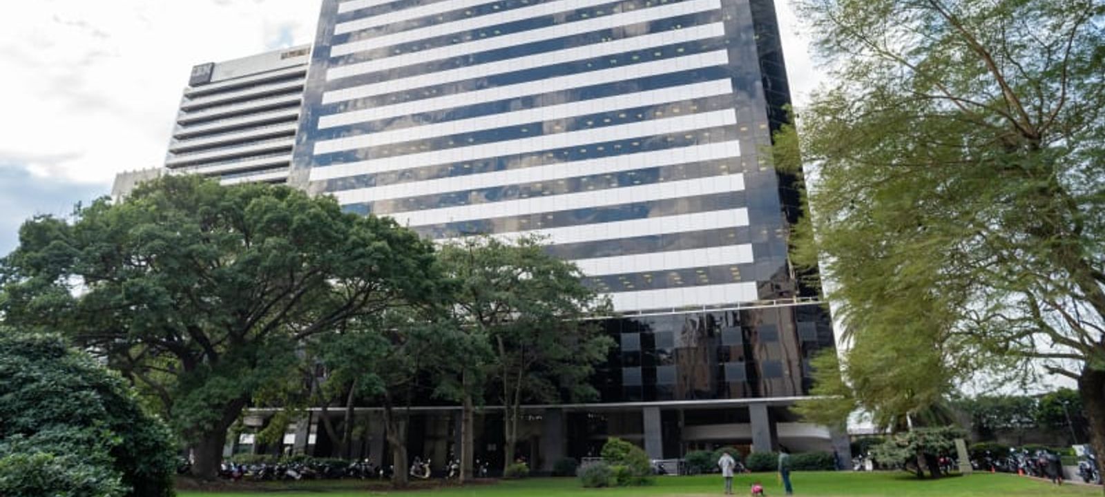 undefined - Image 1