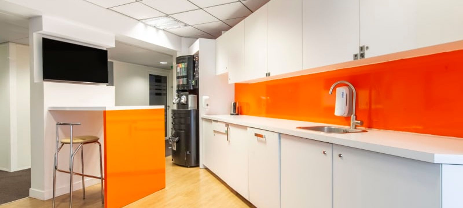 105 Rue Anatole France 6eme Tage, Levallois-perret - Image 1