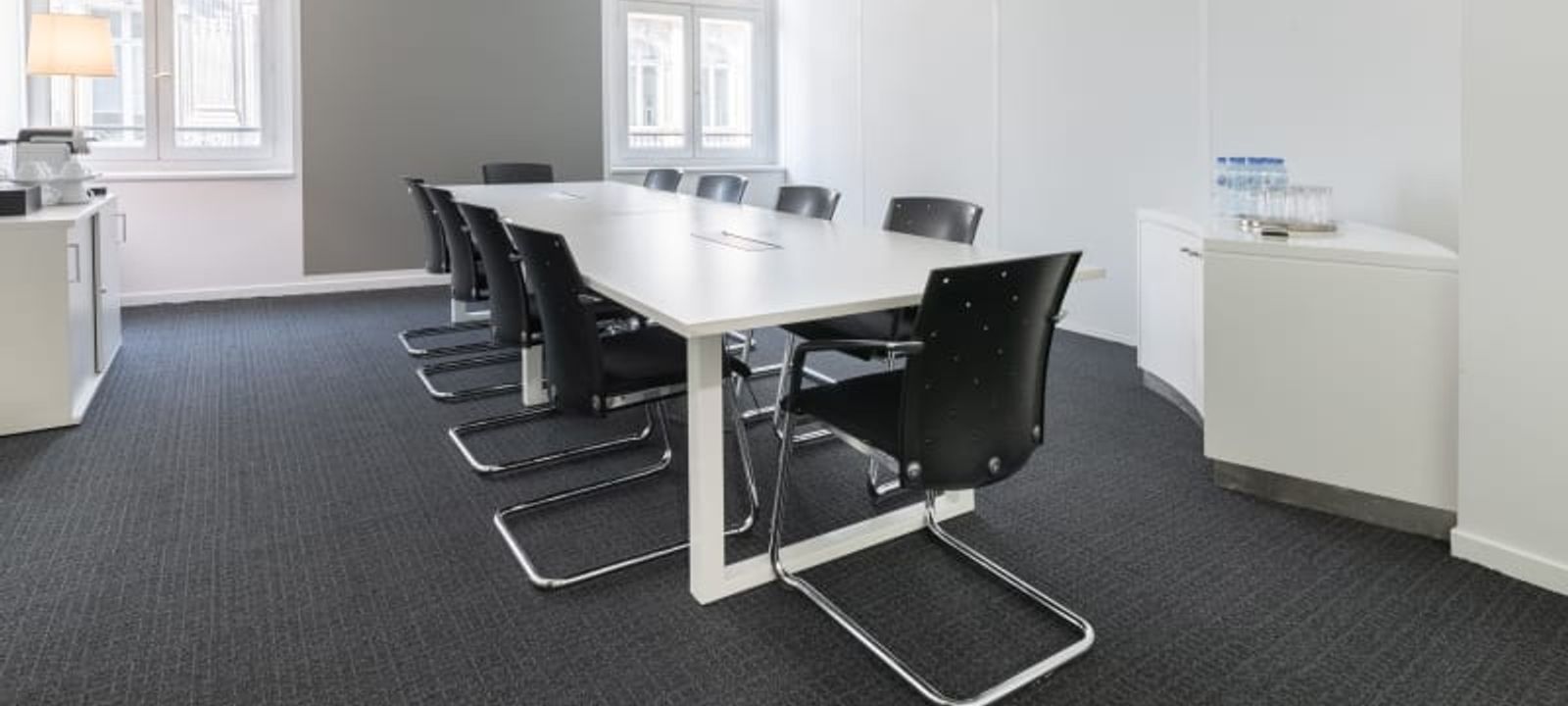 68 Rue Du Faubourg Saint-honore, Paris - Image 1