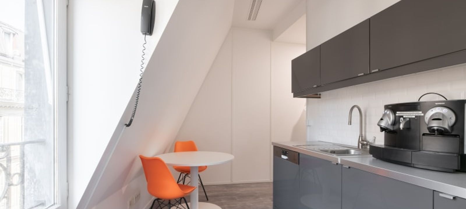 68 Rue Du Faubourg Saint-honore, Paris - Image 1