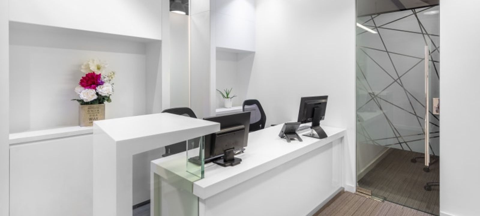 8 Hiteen Street, Doha - Image 1