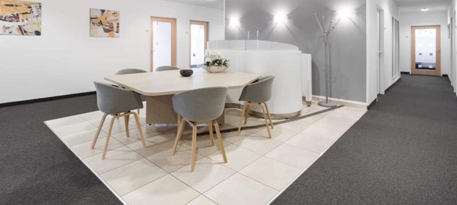 6 Richmodstrasse, Cologne - Image 1