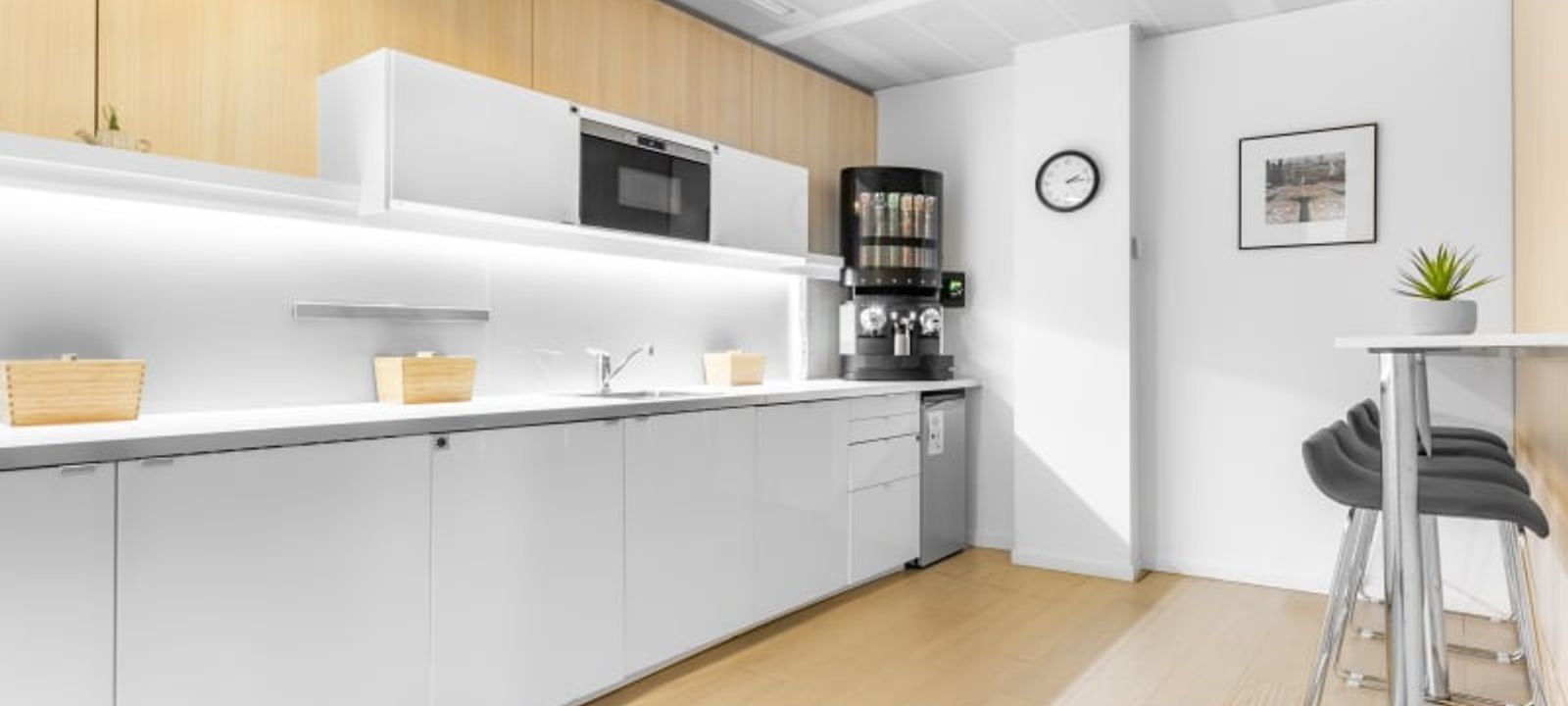 Rond Point Schuman 11, Brussels - Image 1