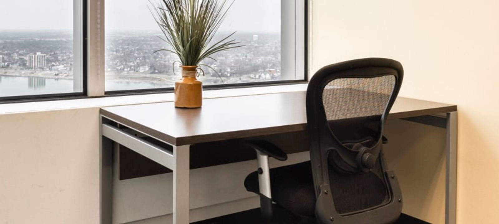 GM Renaissance Center - Image 1