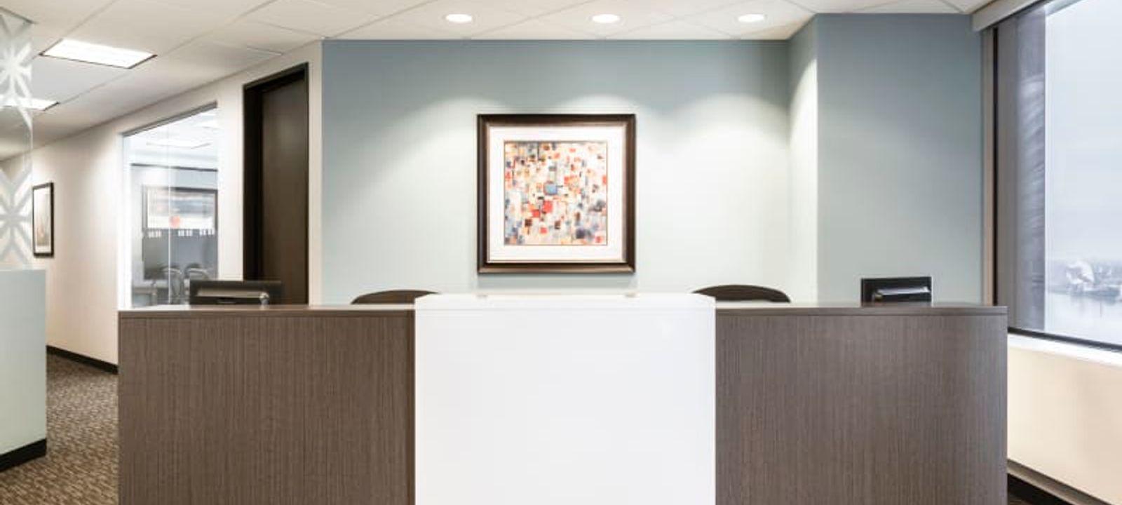 400 Renaissance Center, Detroit - Image 1