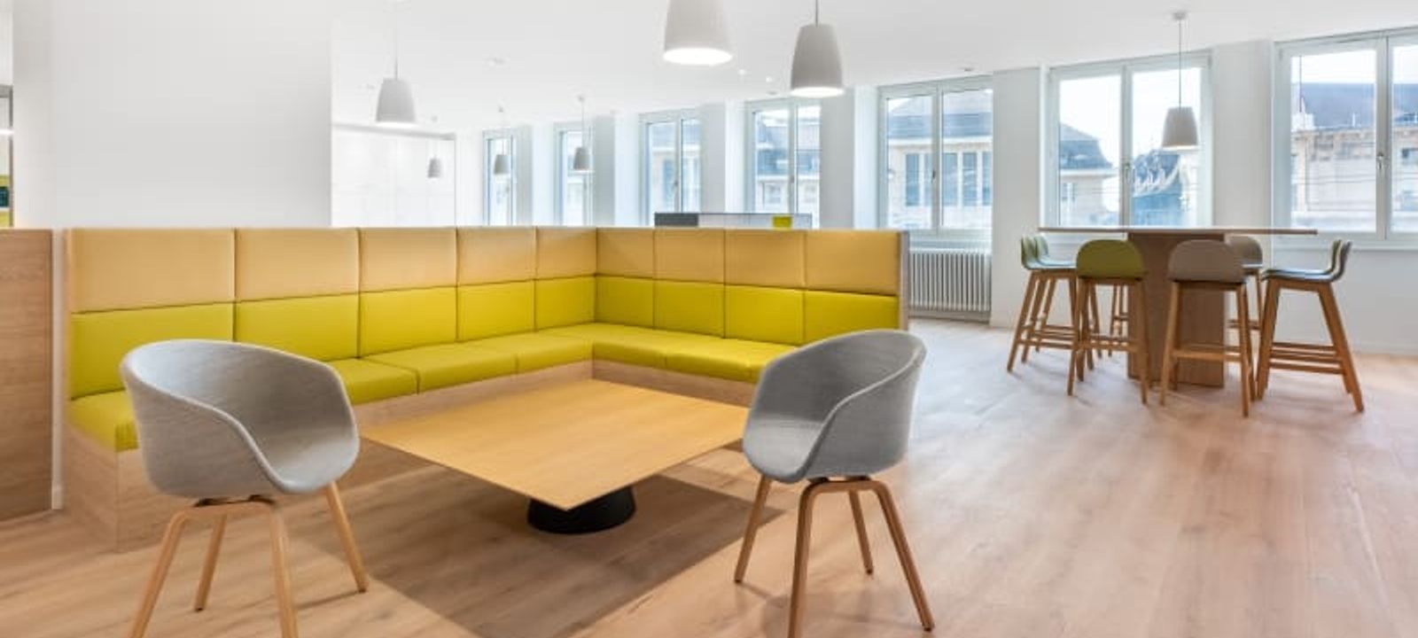 12 Place De La Gare, Lausanne - Image 1