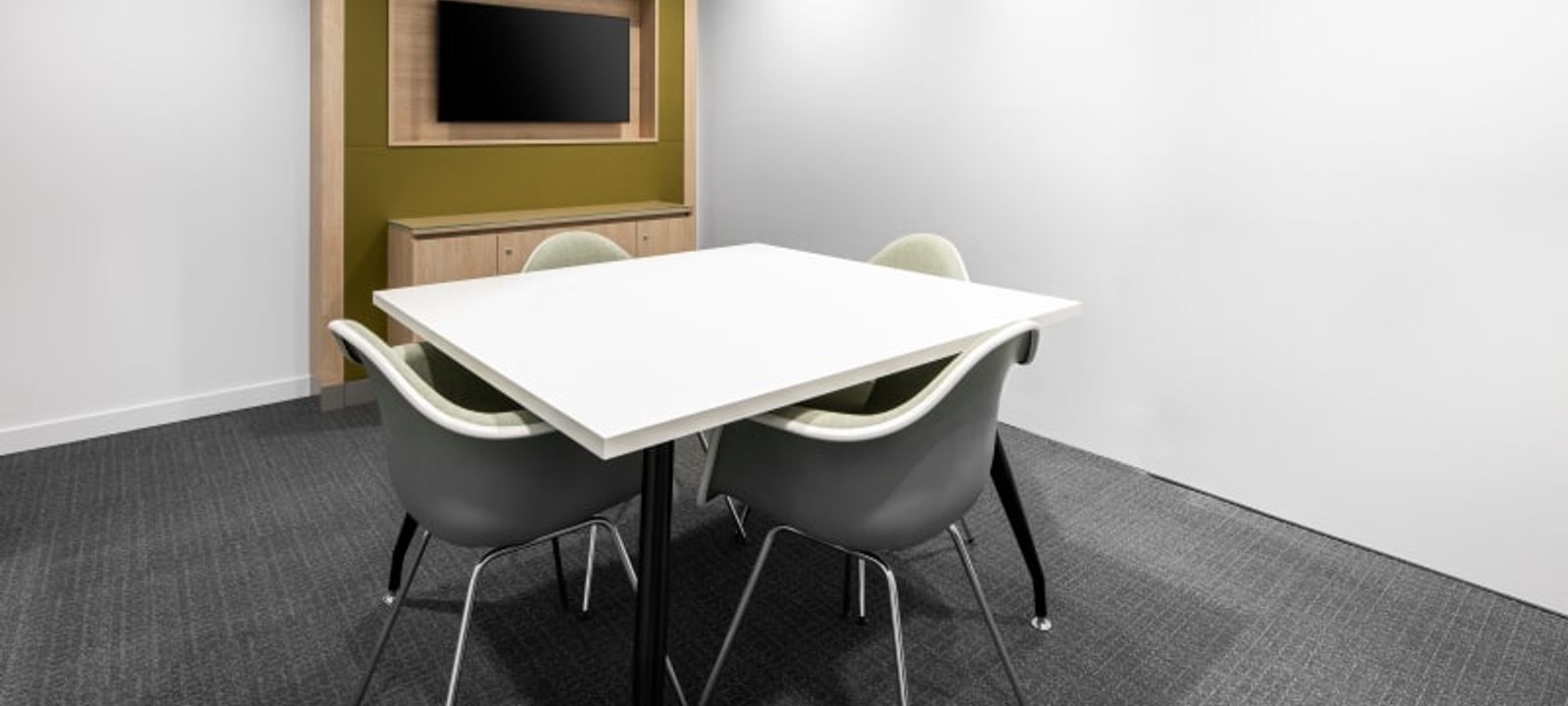 12 Place De La Gare, Lausanne - Image 1