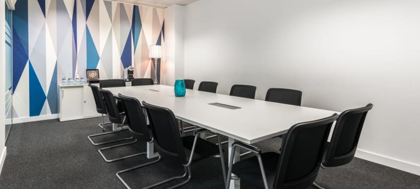 17 R Carlos Alberto Da Mota Pinto, Lisbon - Image 1