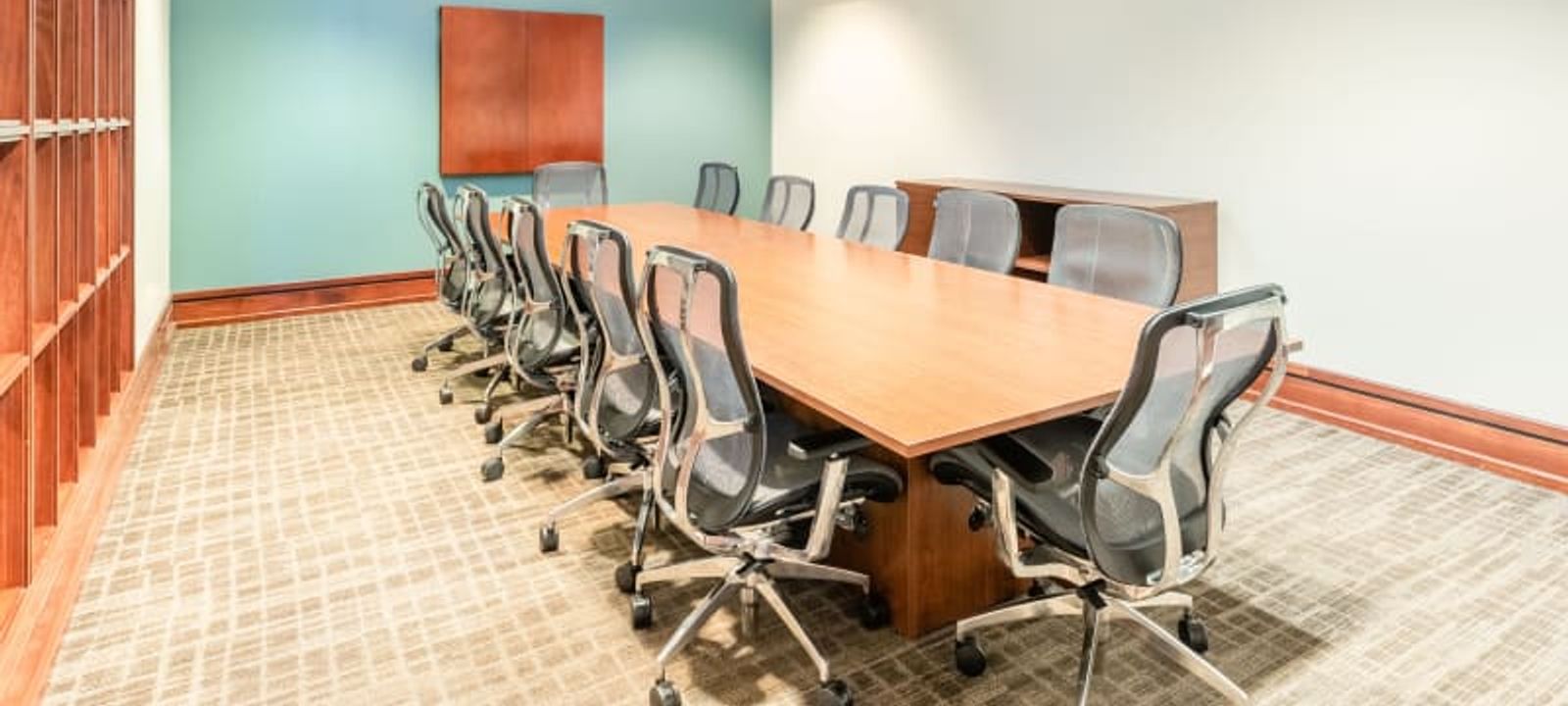 4720 Salisbury Rd, Jacksonville - Image 1