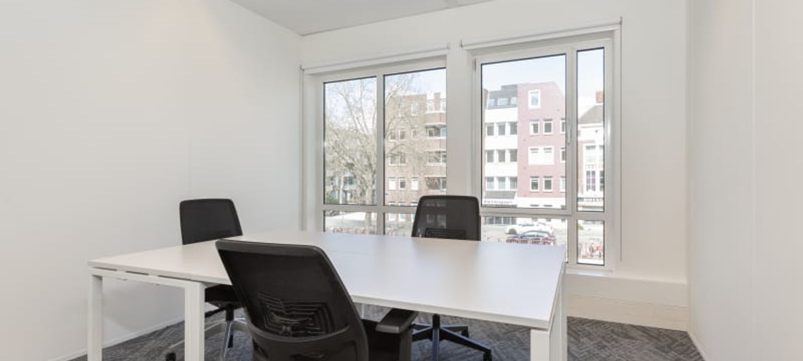 91 & 105 Stationsplein, Den Bosch - Image 1