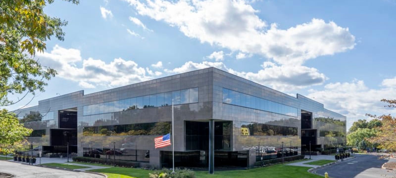 400 Rella Blvd., Suffern - Image 1