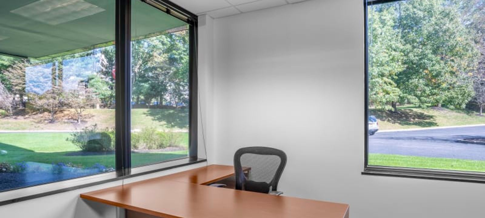 400 Rella Blvd, Suffern - Image 1