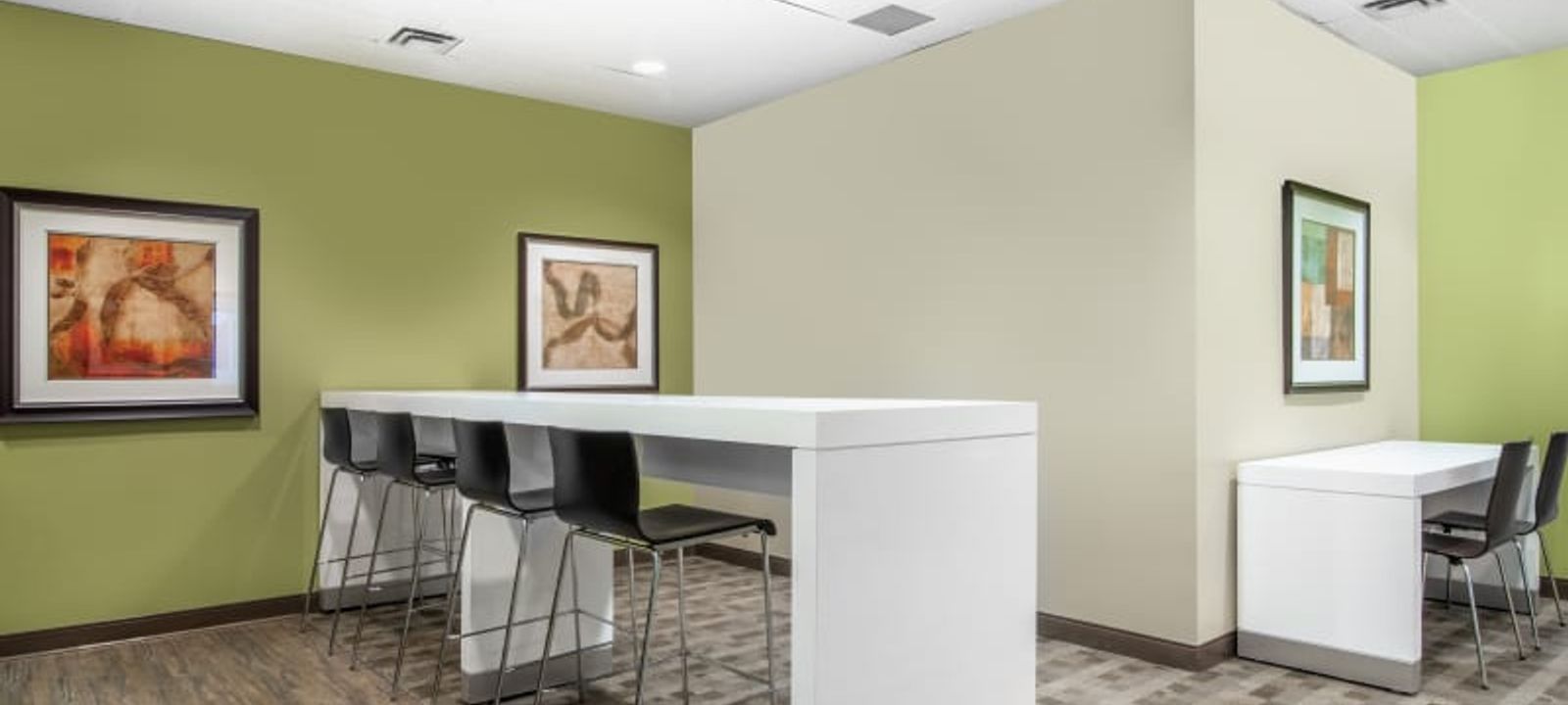 439 University Avenue, Toronto - Image 1