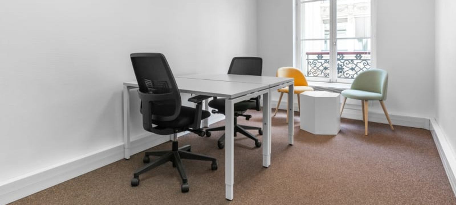 57 Rue D'amsterdam, Paris - Image 1