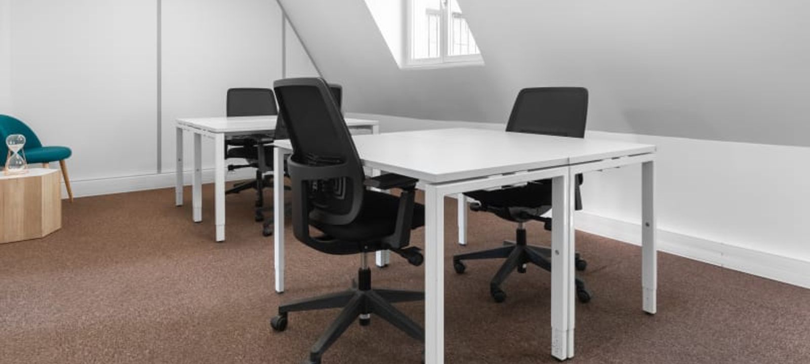 57 Rue D'amsterdam, Paris - Image 1