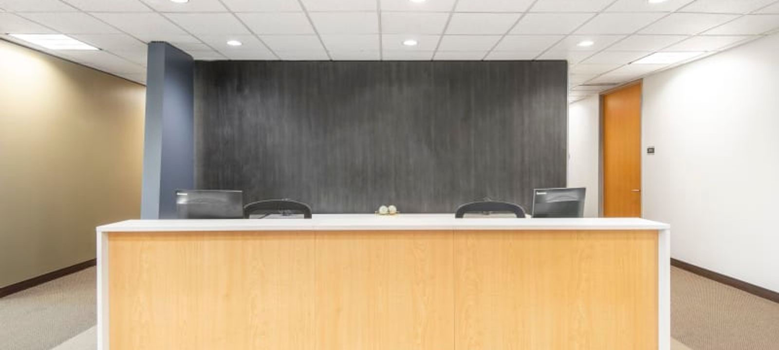 2000 Town Center, Southfield - Image 1