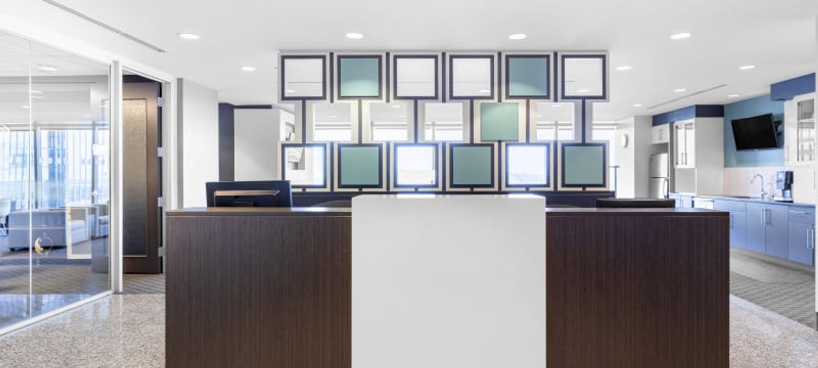 421 7th Avenue Sw, Calgary - Image 1