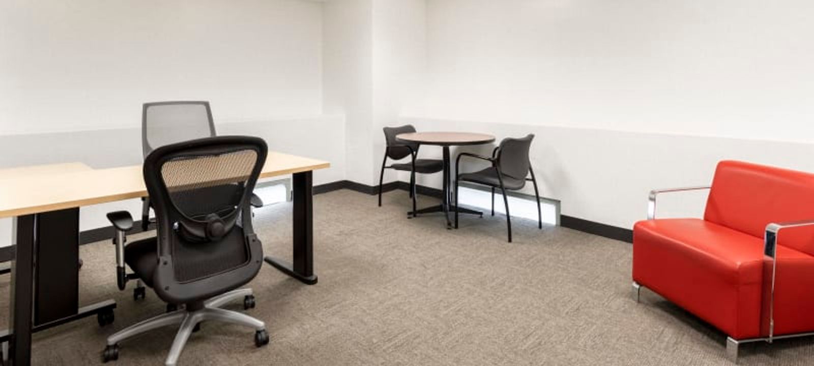 Colonnade Building - Image 1