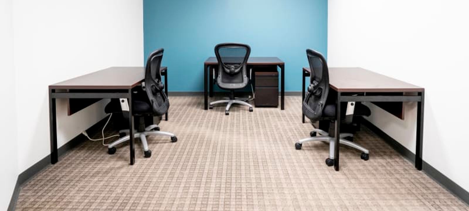 5050 Quorum Dr, Addison - Image 1