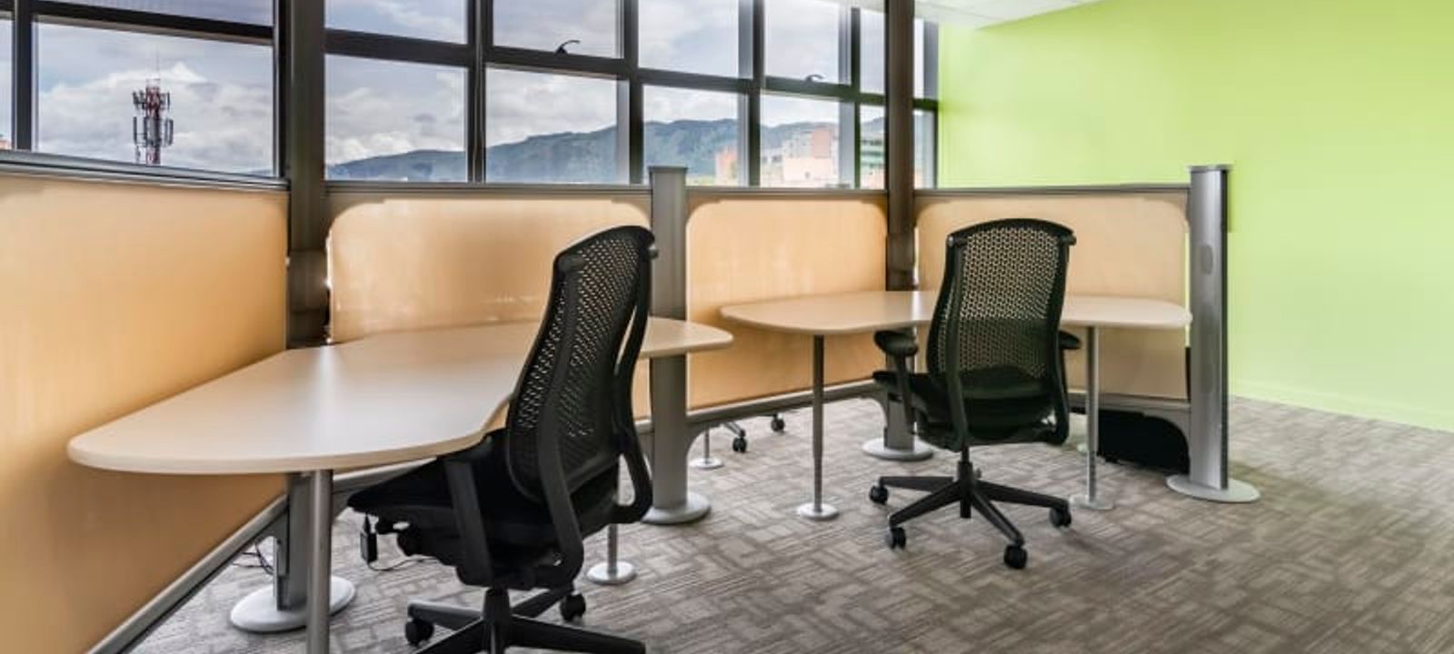 Building Qbo Parque 93 Street 93a Number 13-24 Localidad De Chapinero, Bogota - Image 1