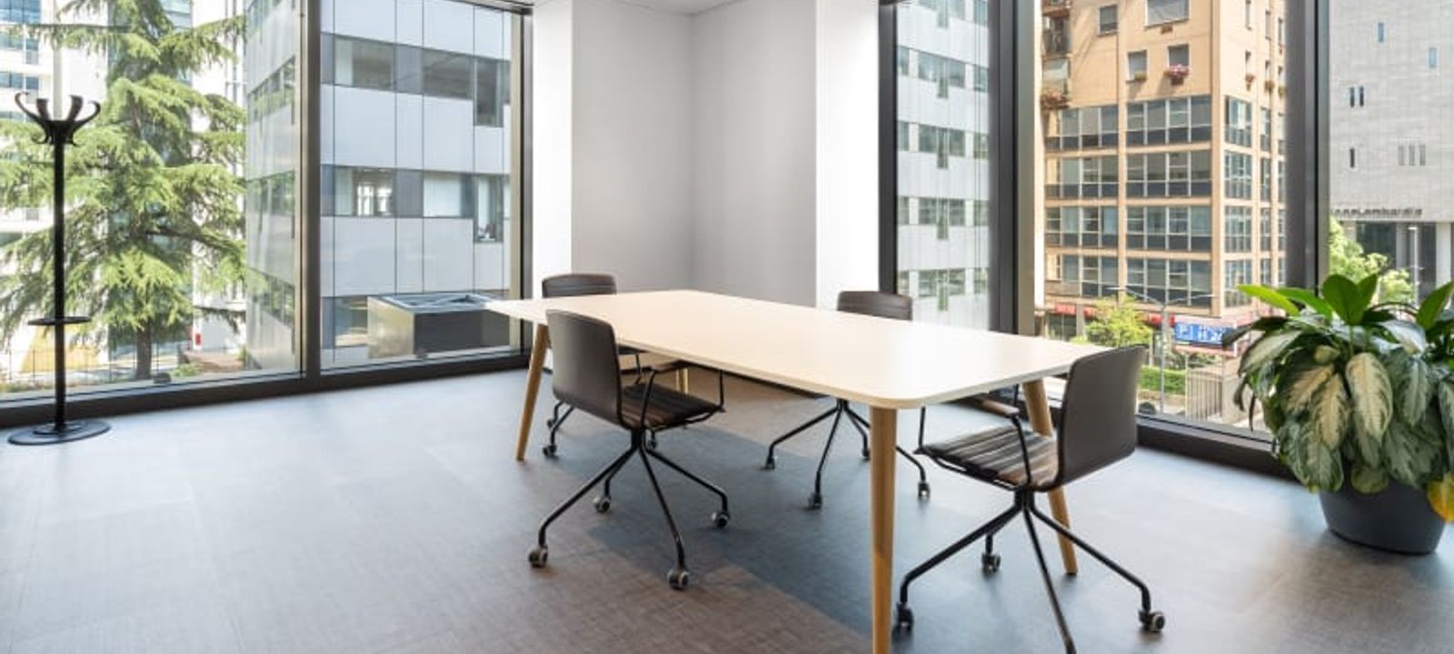 Via Filippo Sassetti 32, Milan - Image 1