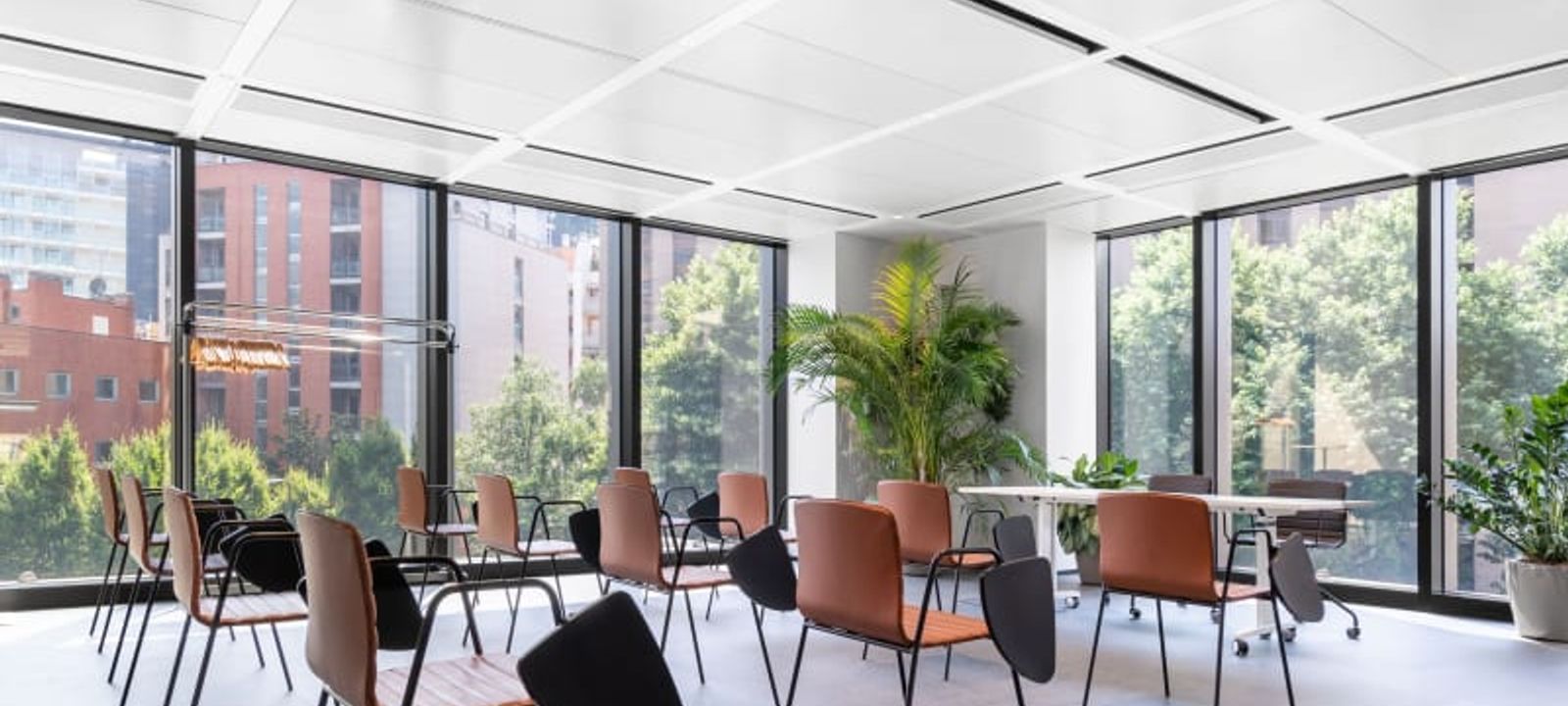 Via Filippo Sassetti 32, Milan - Image 1