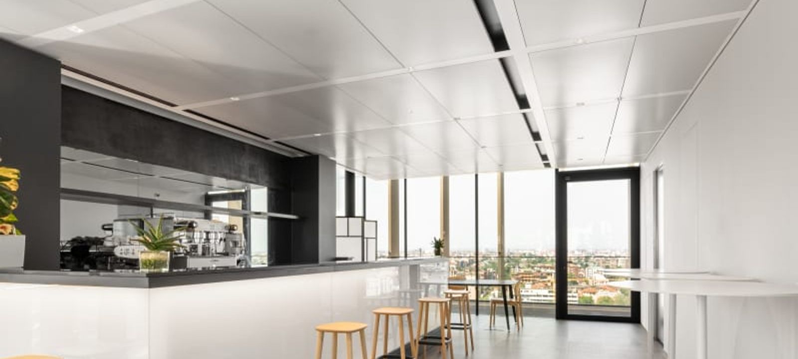 Via Filippo Sassetti 32, Milan - Image 1