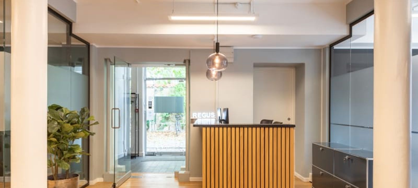 Fuglevangsvej 11-13, Copenhagen - Image 1