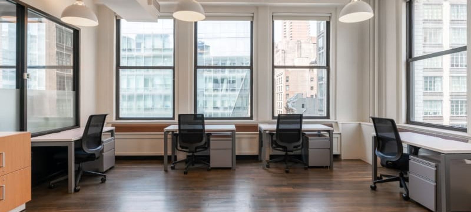 401 Park Avenue South, New York - Image 1