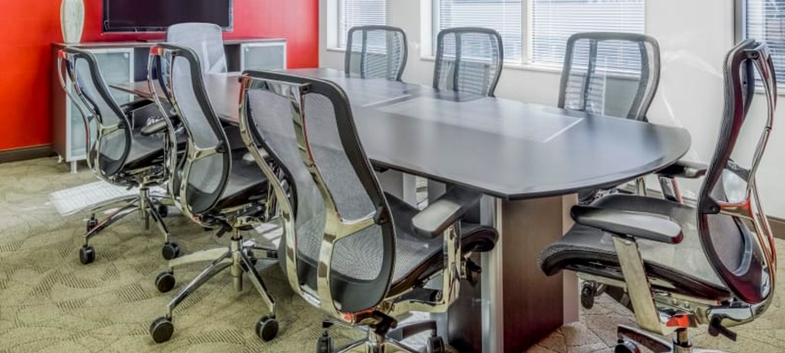 699 Walnut St, Des Moines - Image 1