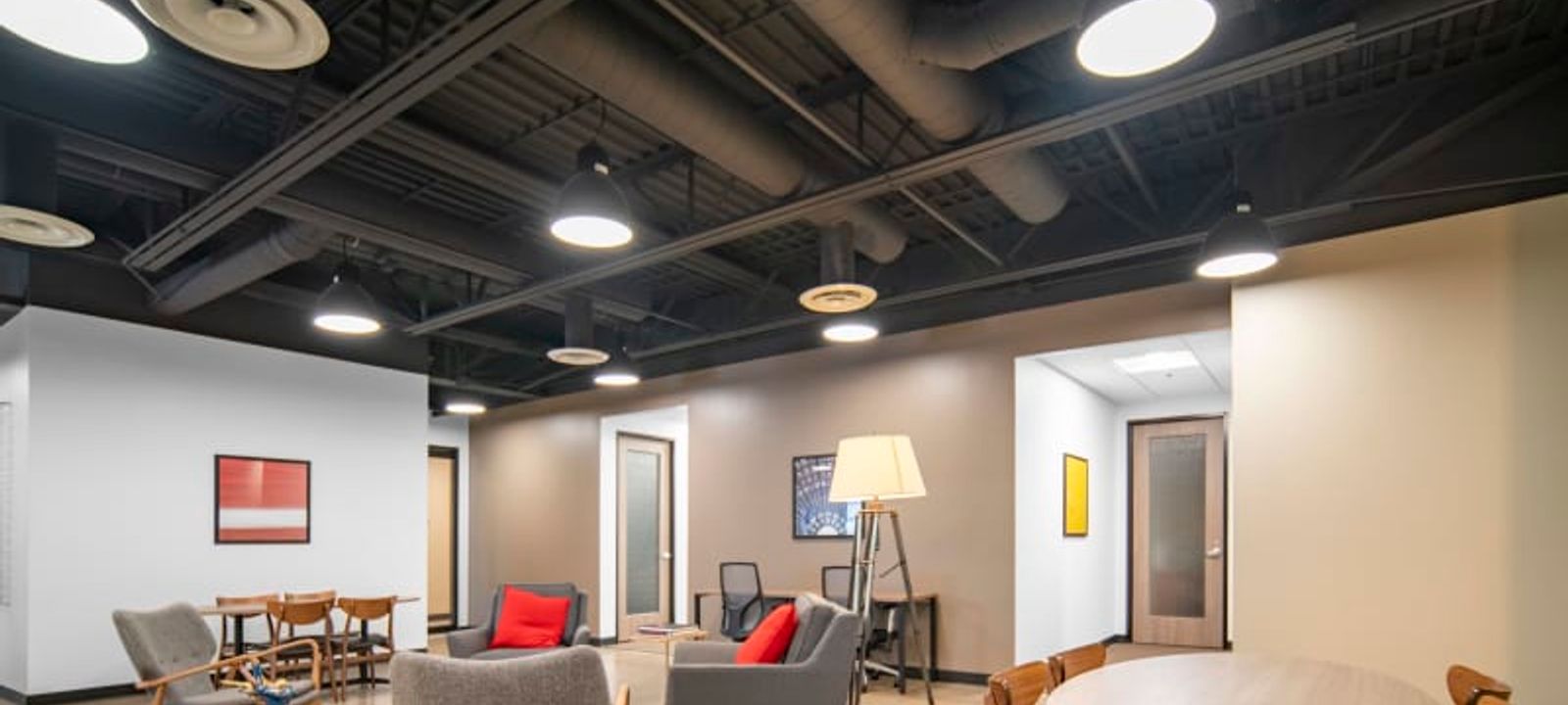 7301 N 16th St, Phoenix - Image 1