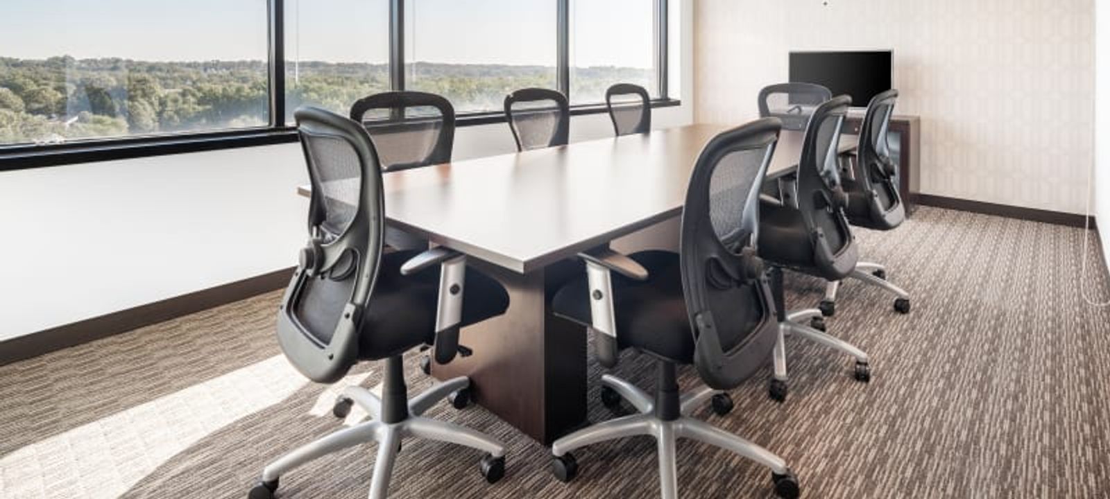 5680 King Centre Dr, Alexandria - Image 1