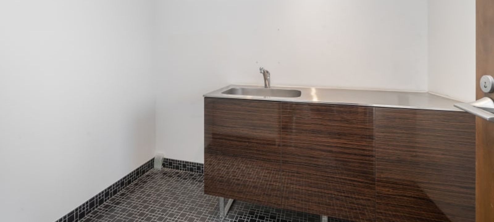 376 Kawaramachi-dori 2 Jo Sagaru Ichinofuneiricho, Kyoto - Image 1