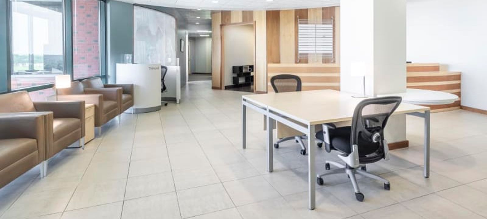 Park Bank Plaza - Image 1