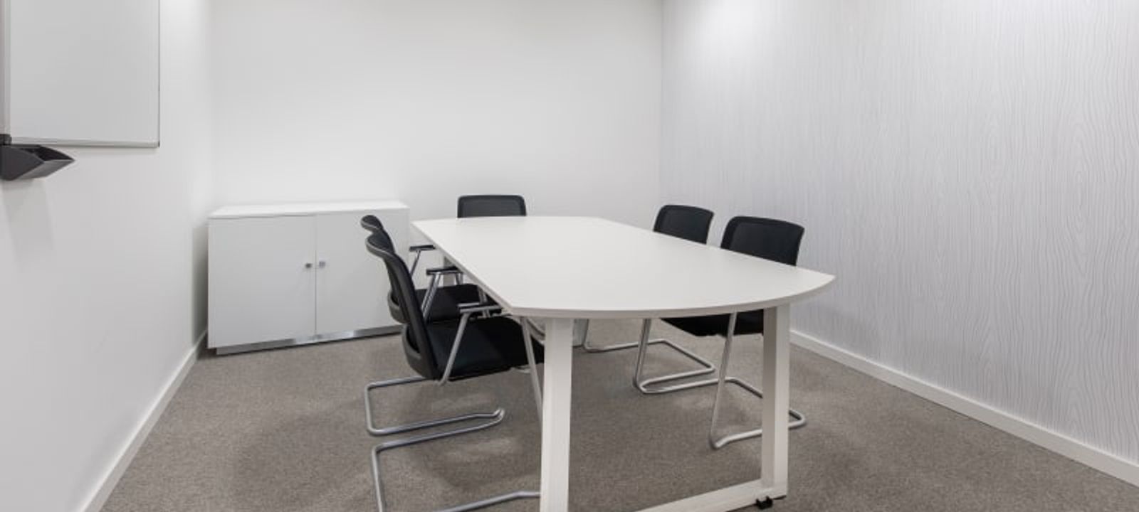 8/A Karadzicova, Bratislava - Image 1