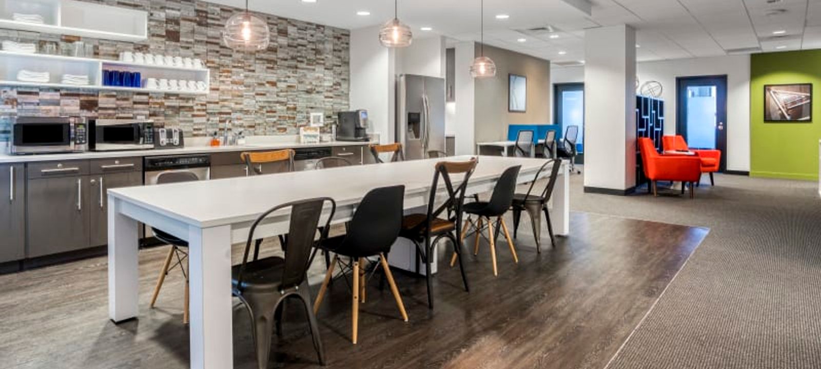 1000 N West Street, Wilmington - Image 1