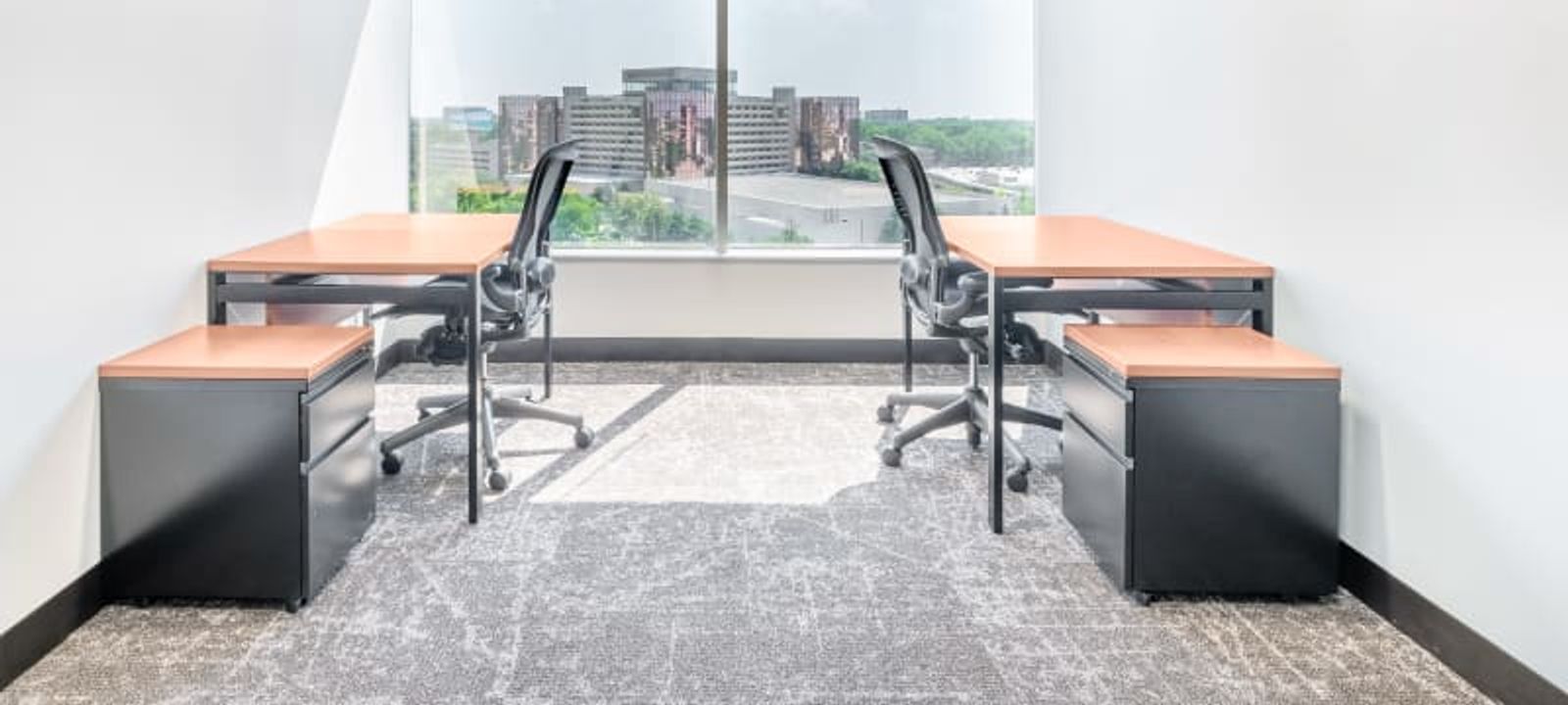 5600 N River Rd, Rosemont - Image 1