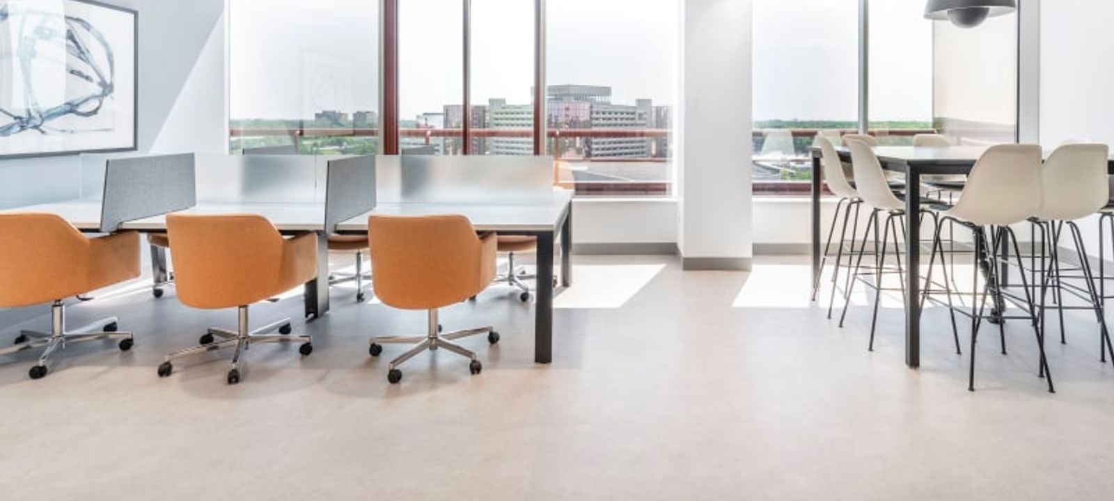 5600 N River Rd, Rosemont - Image 1