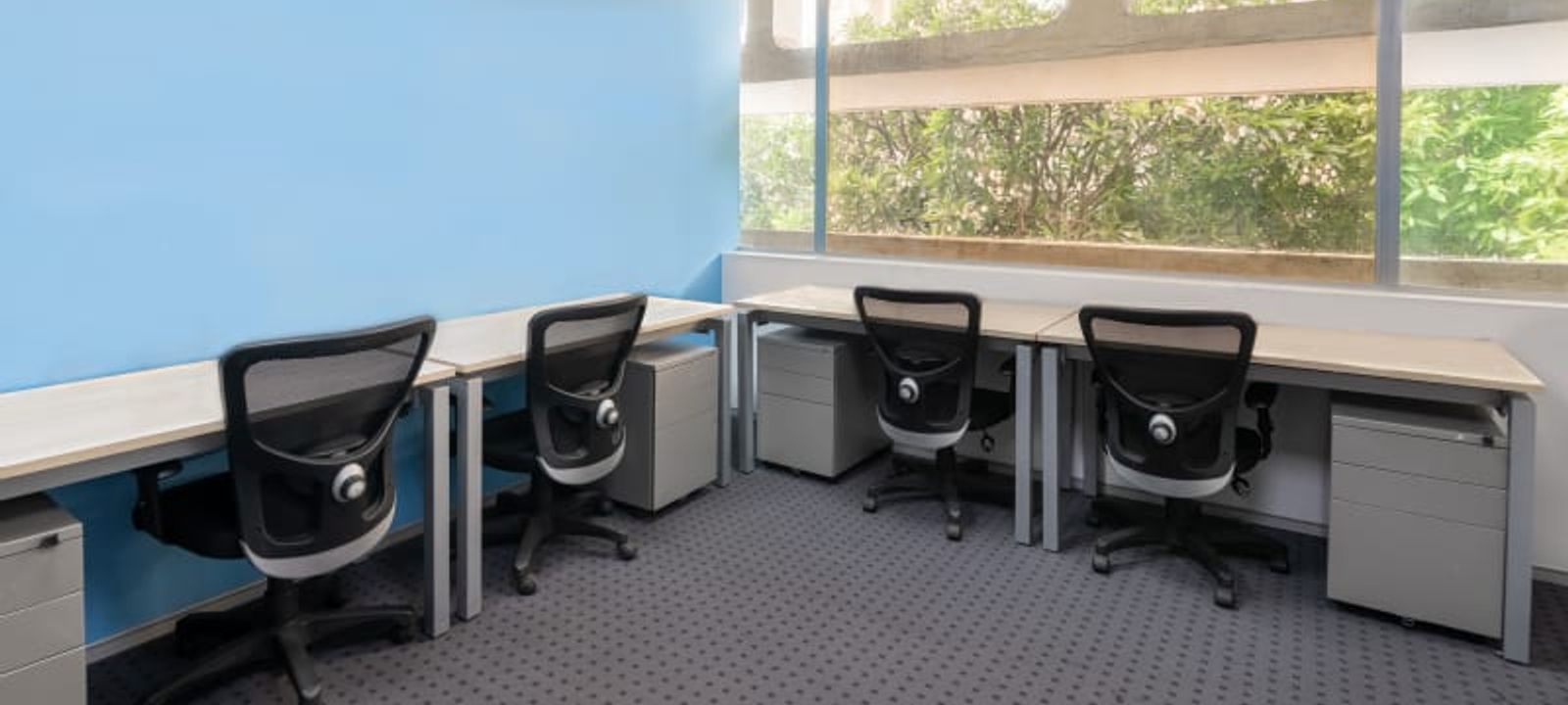 Dr Annie Besant Road Worli, Mumbai - Image 1